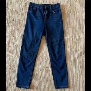High waisted skinny jeans
